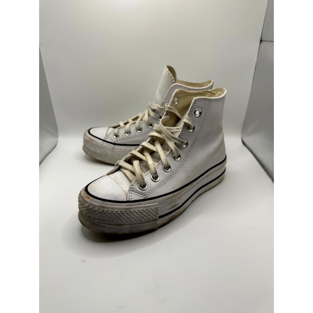 Converse Chuck Taylor All Star Lift High‎ 561676C Womens 5 Sneaker White Leather